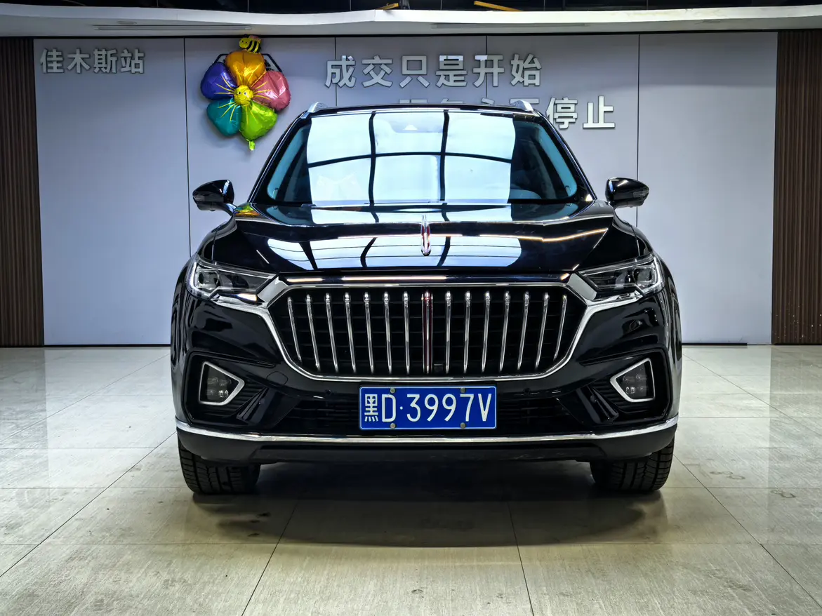 Hongqi HS5  из Китая