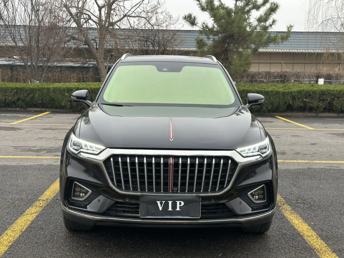 Hongqi HS5  из Китая