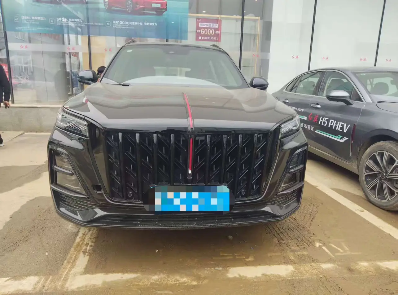 Hongqi HS5  из Китая