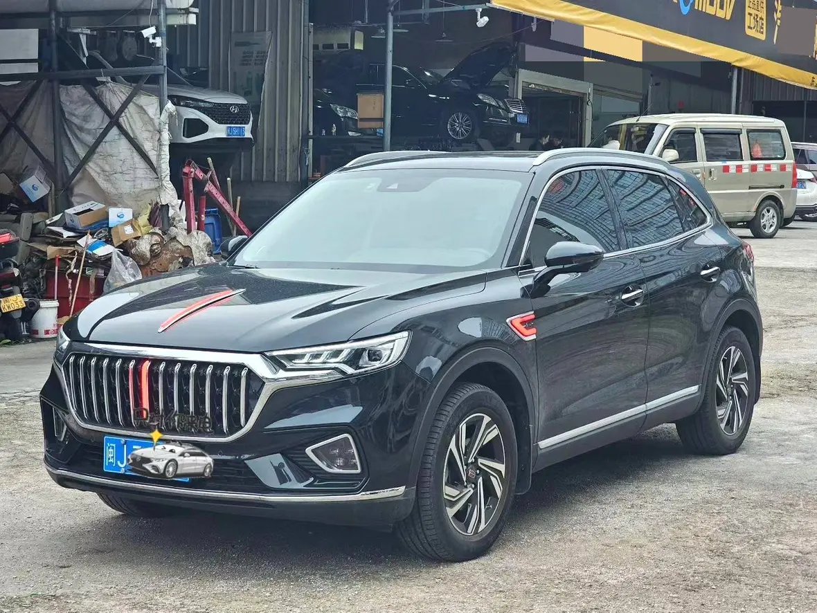 Hongqi HS5  из Китая