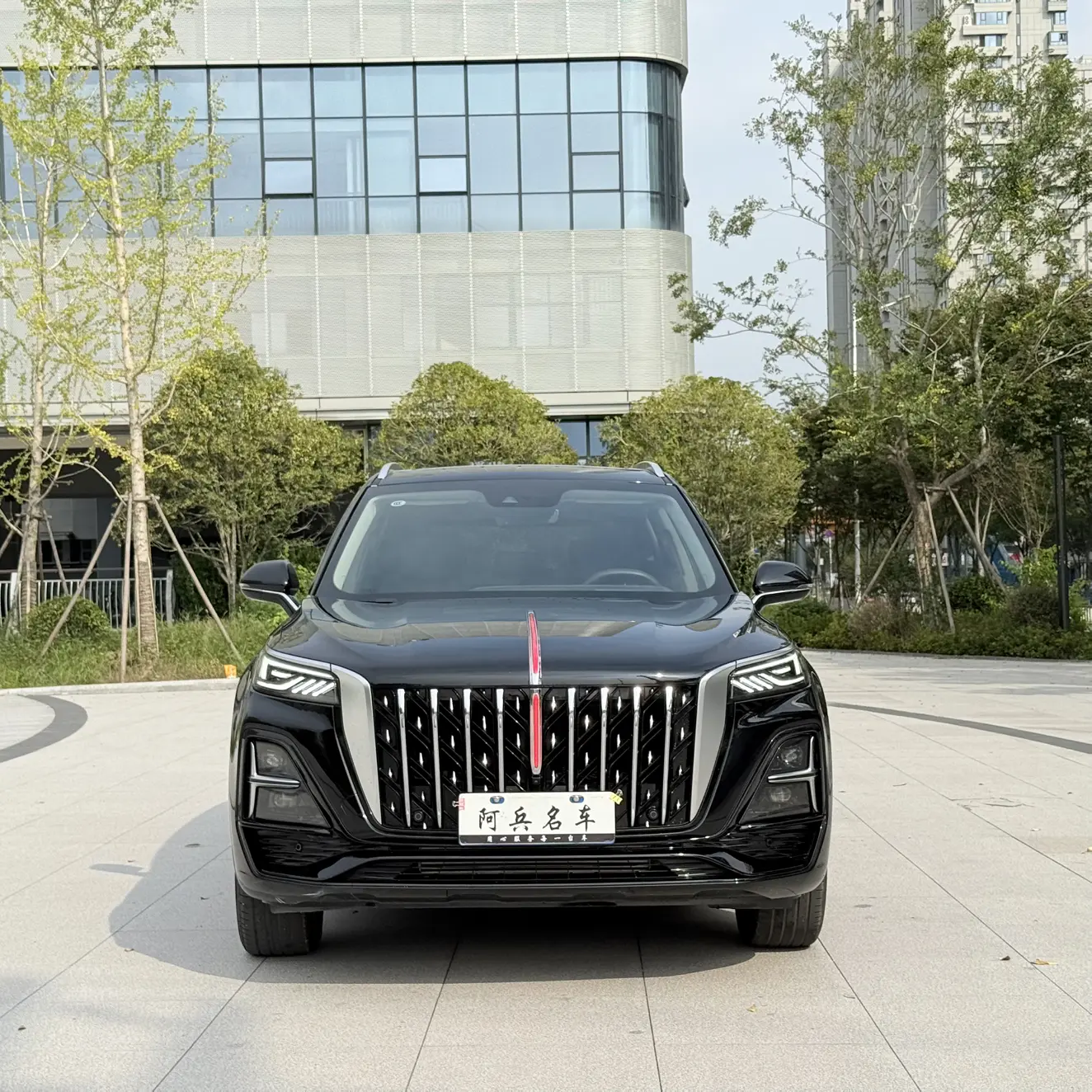 Hongqi HS5  из Китая