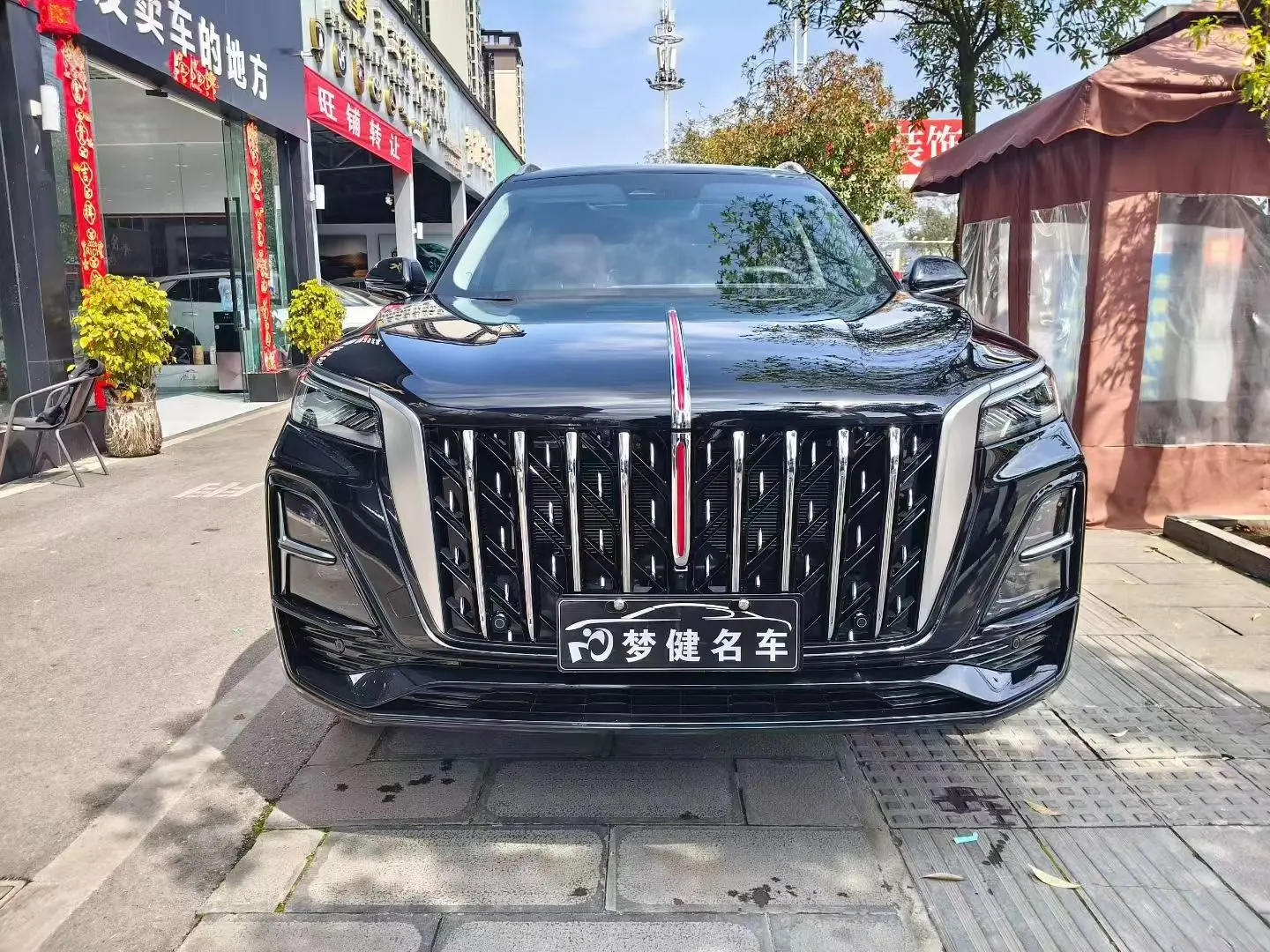 Hongqi HS5  из Китая