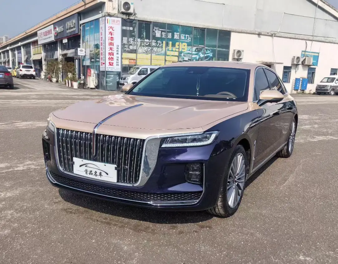 Hongqi H9  из Китая