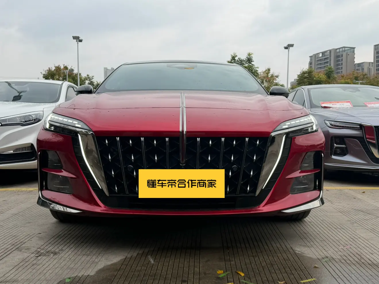 Hongqi H6  из Китая