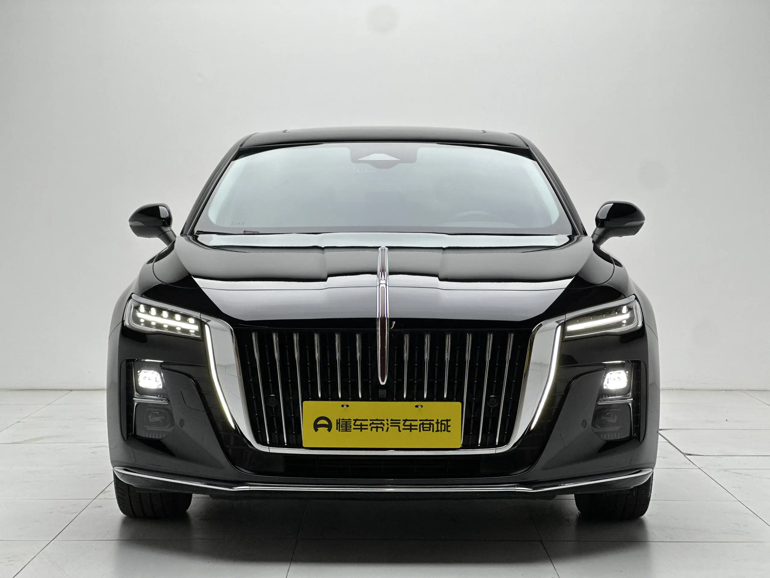 Hongqi H5  из Китая