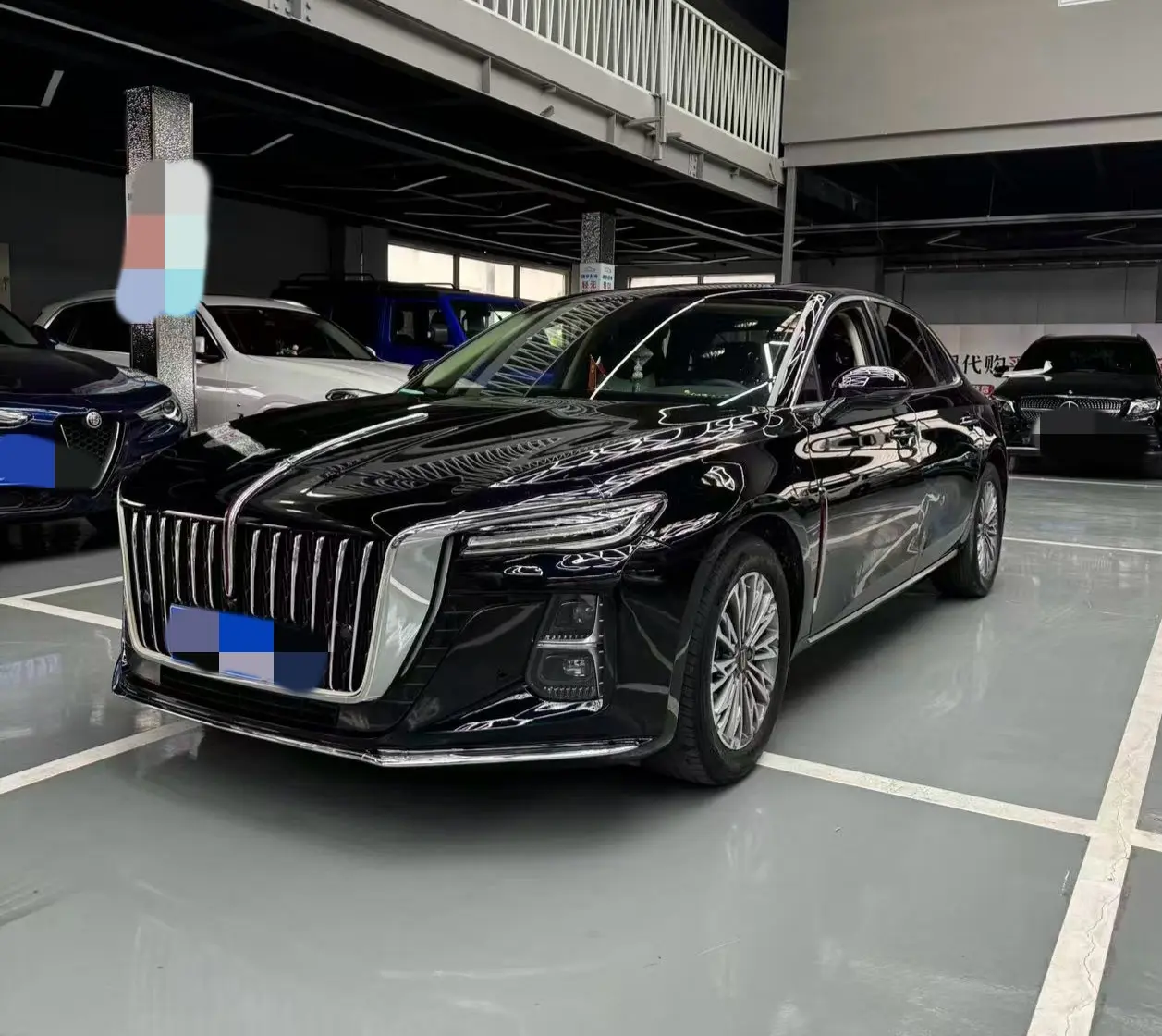 Hongqi H5  из Китая