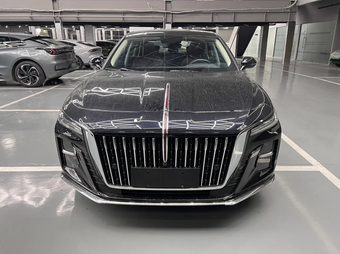 Hongqi H5  из Китая