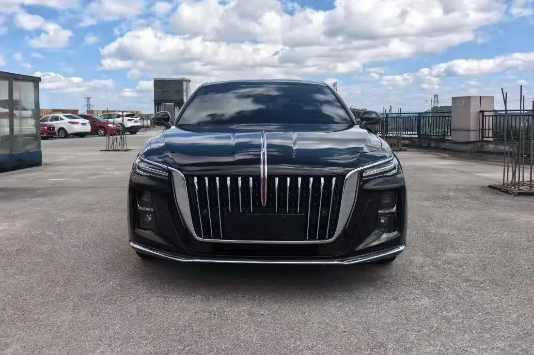 Hongqi H5  из Китая