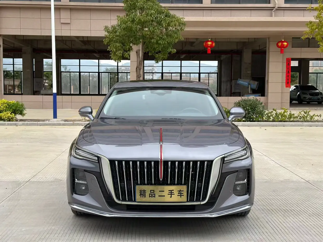 Hongqi H5  из Китая