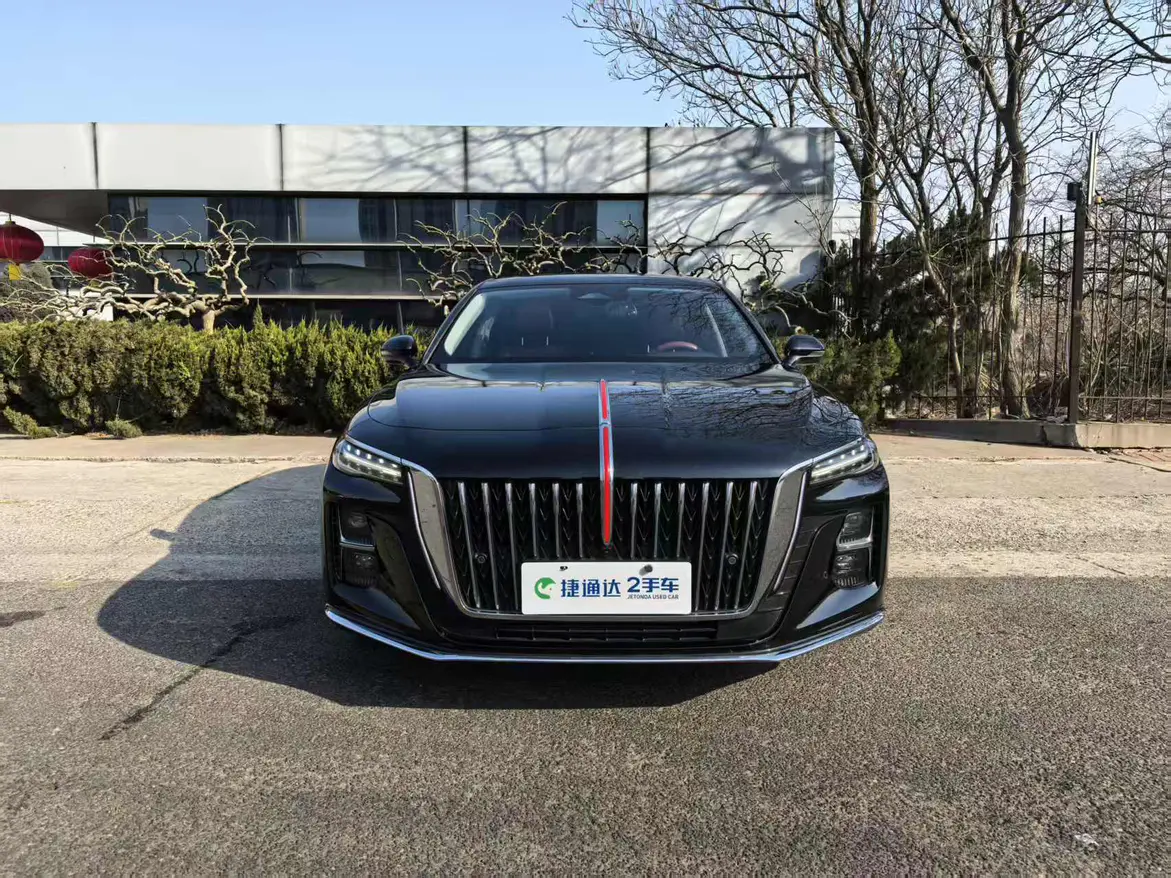 Hongqi H5  из Китая