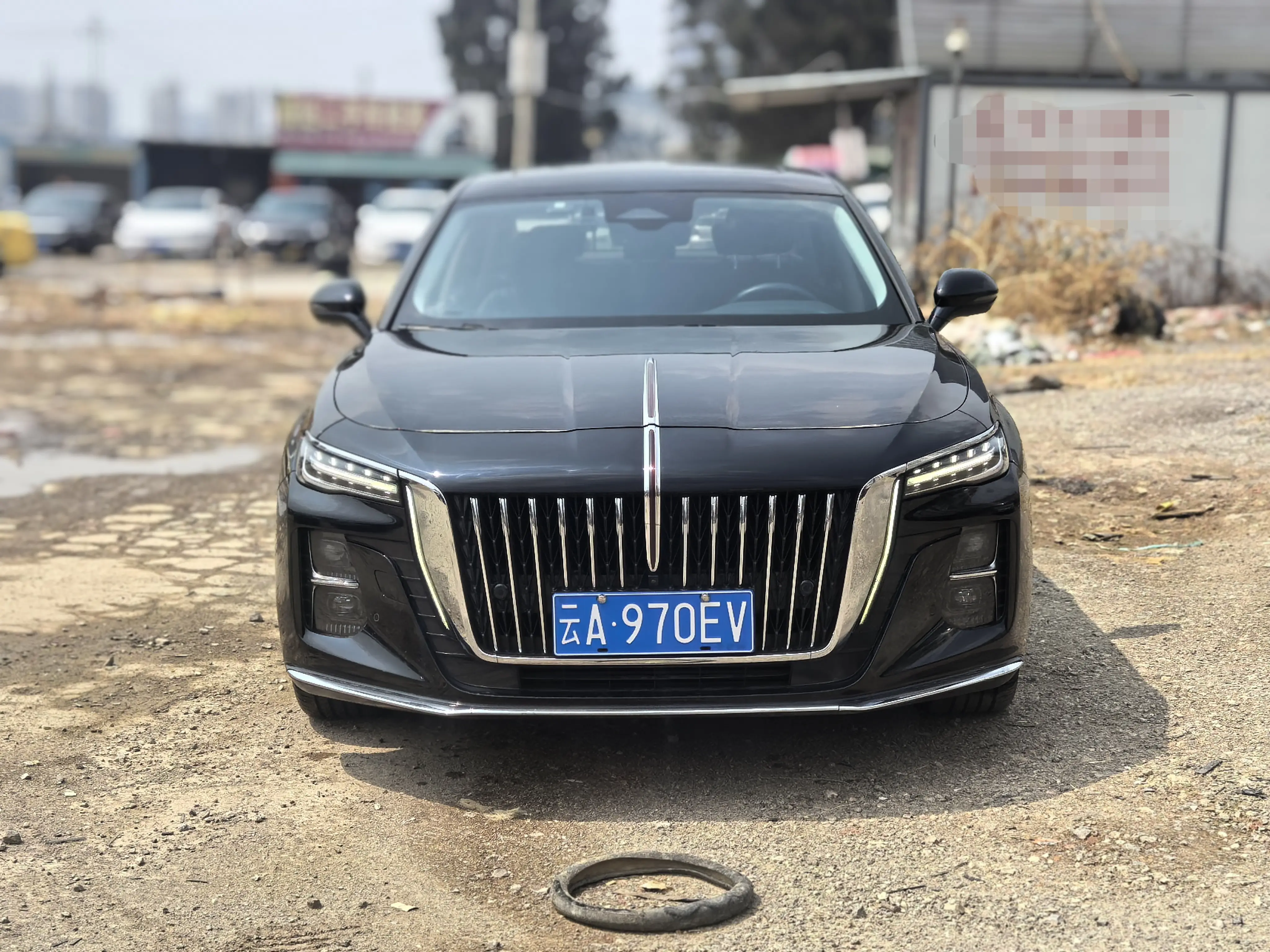 Hongqi H5  из Китая