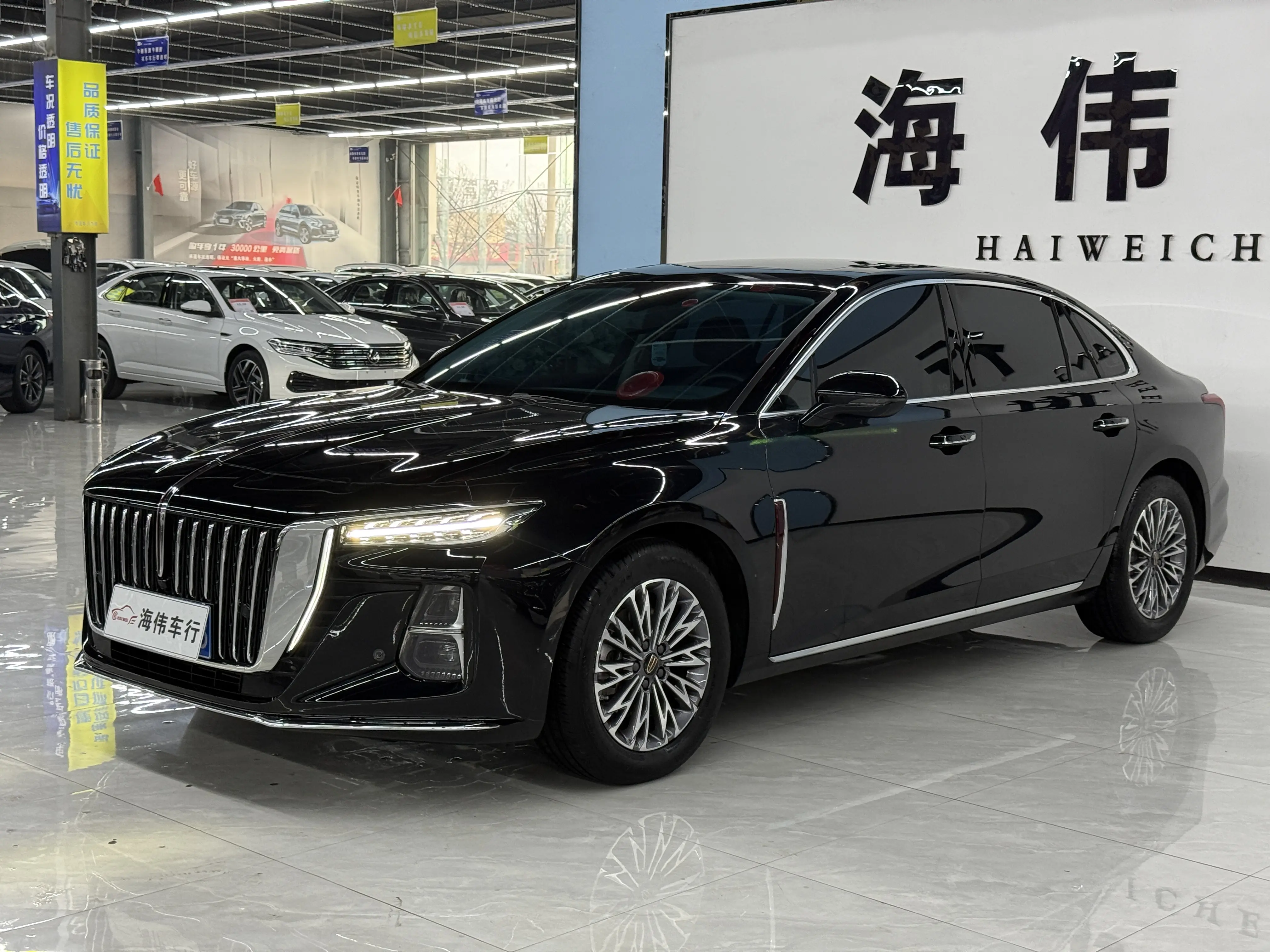 Hongqi H5  из Китая