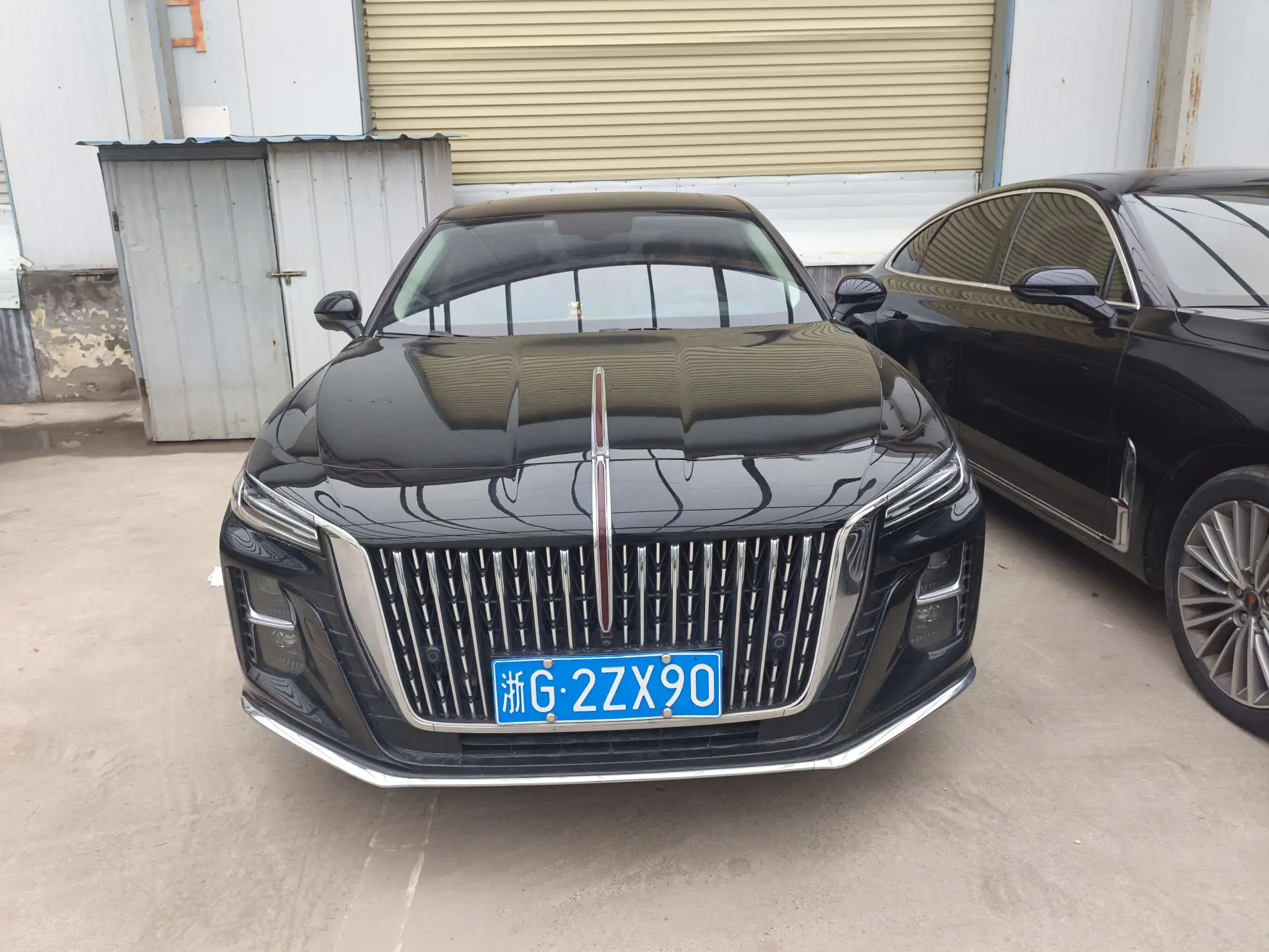 Hongqi H5  из Китая
