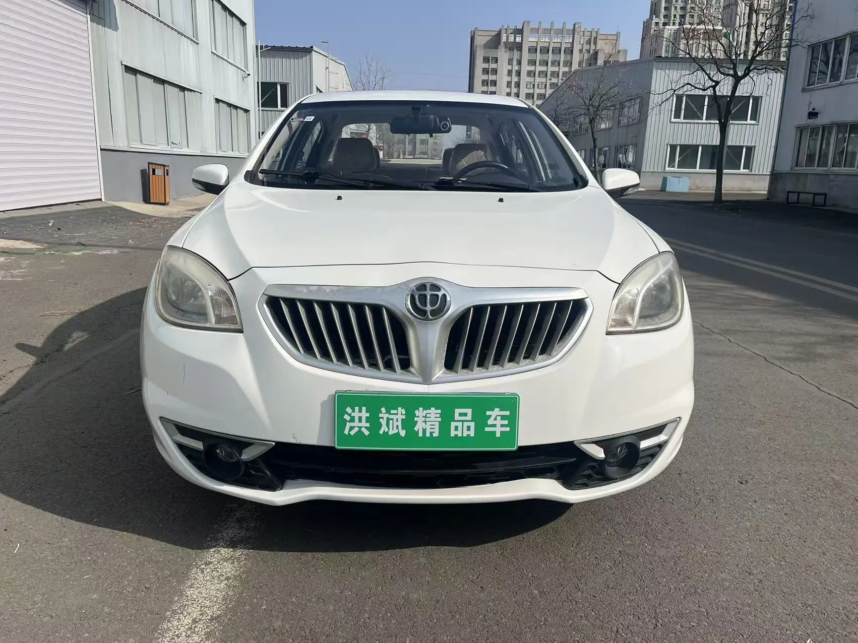 Brilliance Zhonghua H330  из Китая