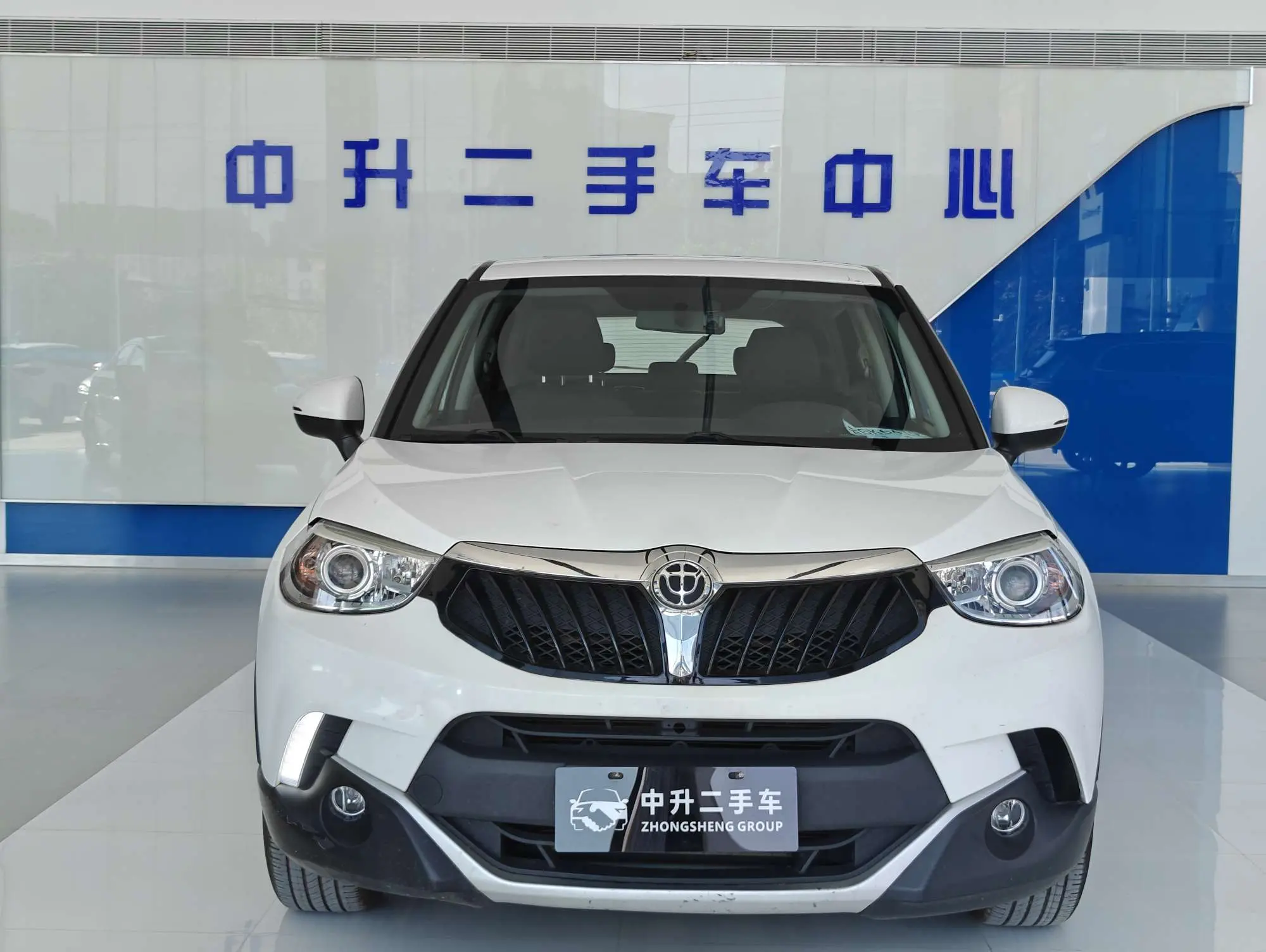 Brilliance China V3  из Китая