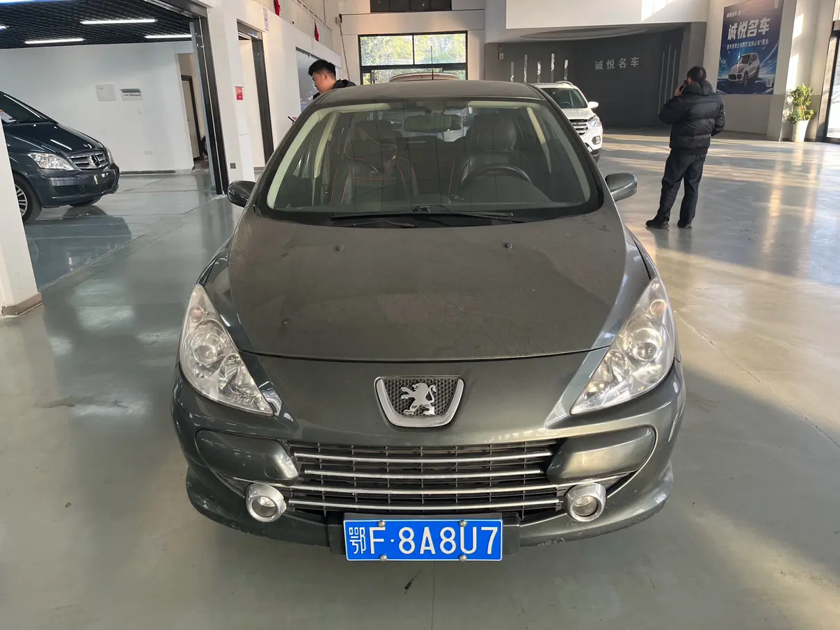 Peugeot 307  из Китая