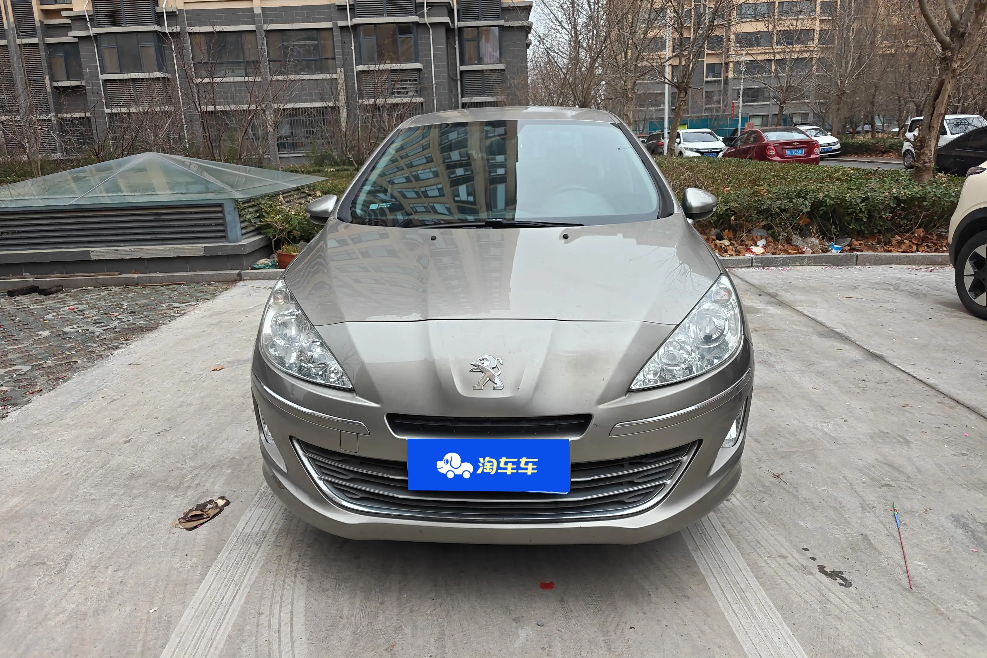 Peugeot 408  из Китая