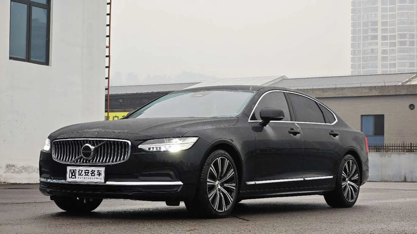 Volvo S90