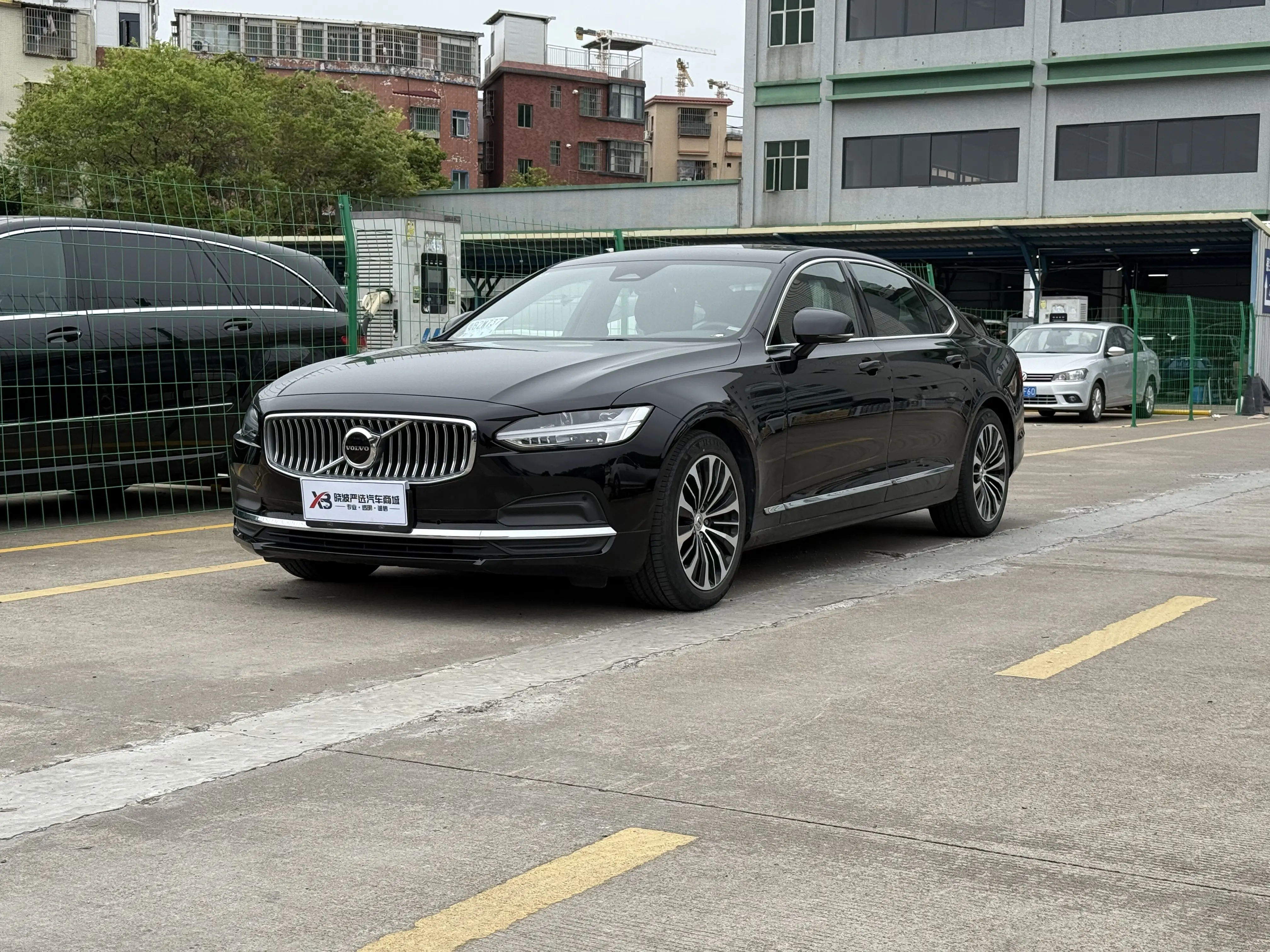 Volvo S90