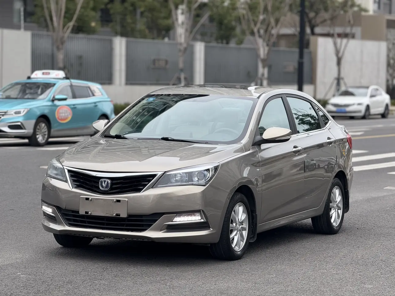 Changan Yuexiang V7  из Китая