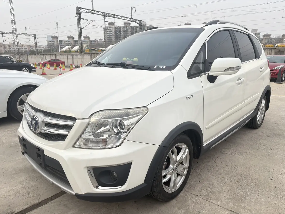 Changan CX20  из Китая