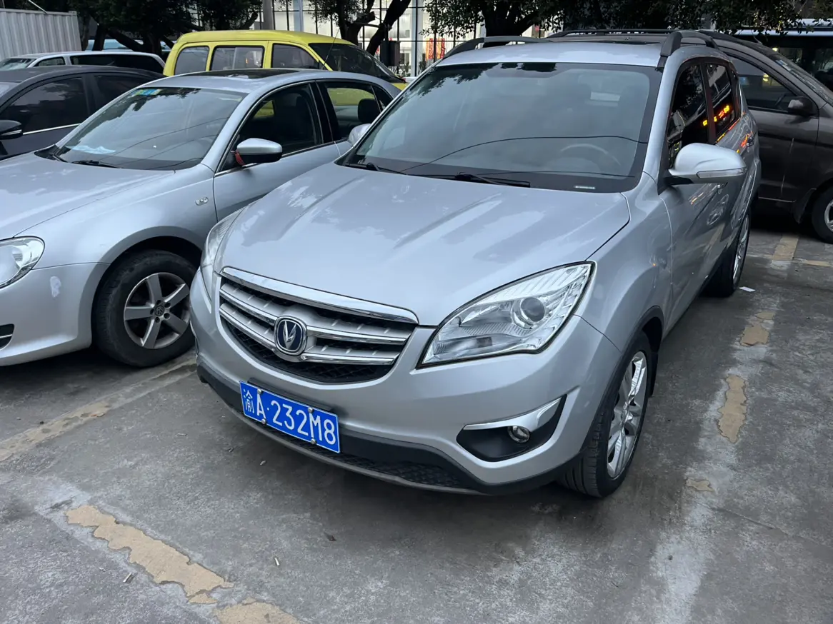 Changan CS35  из Китая