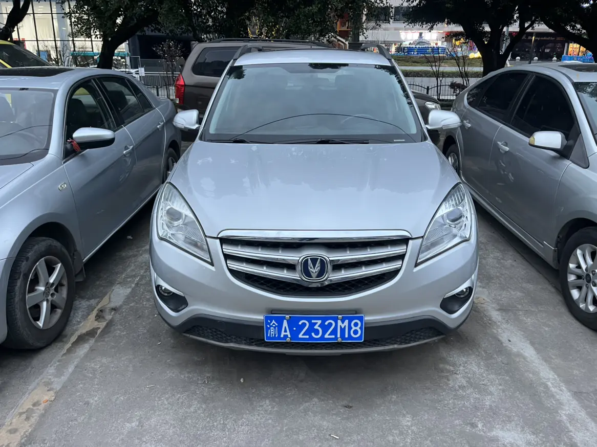 Changan CS35  из Китая
