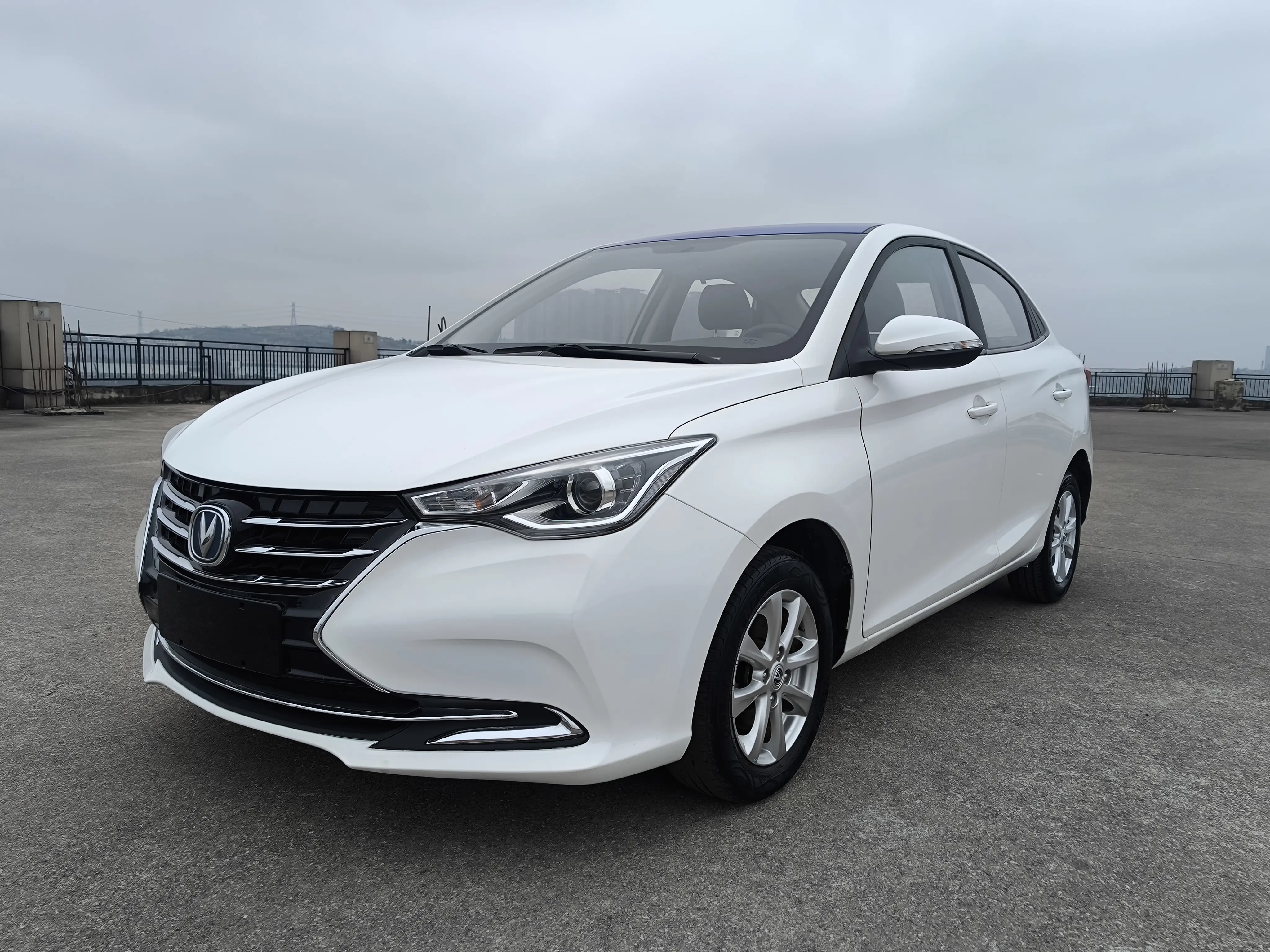 Changan Yuexiang  из Китая