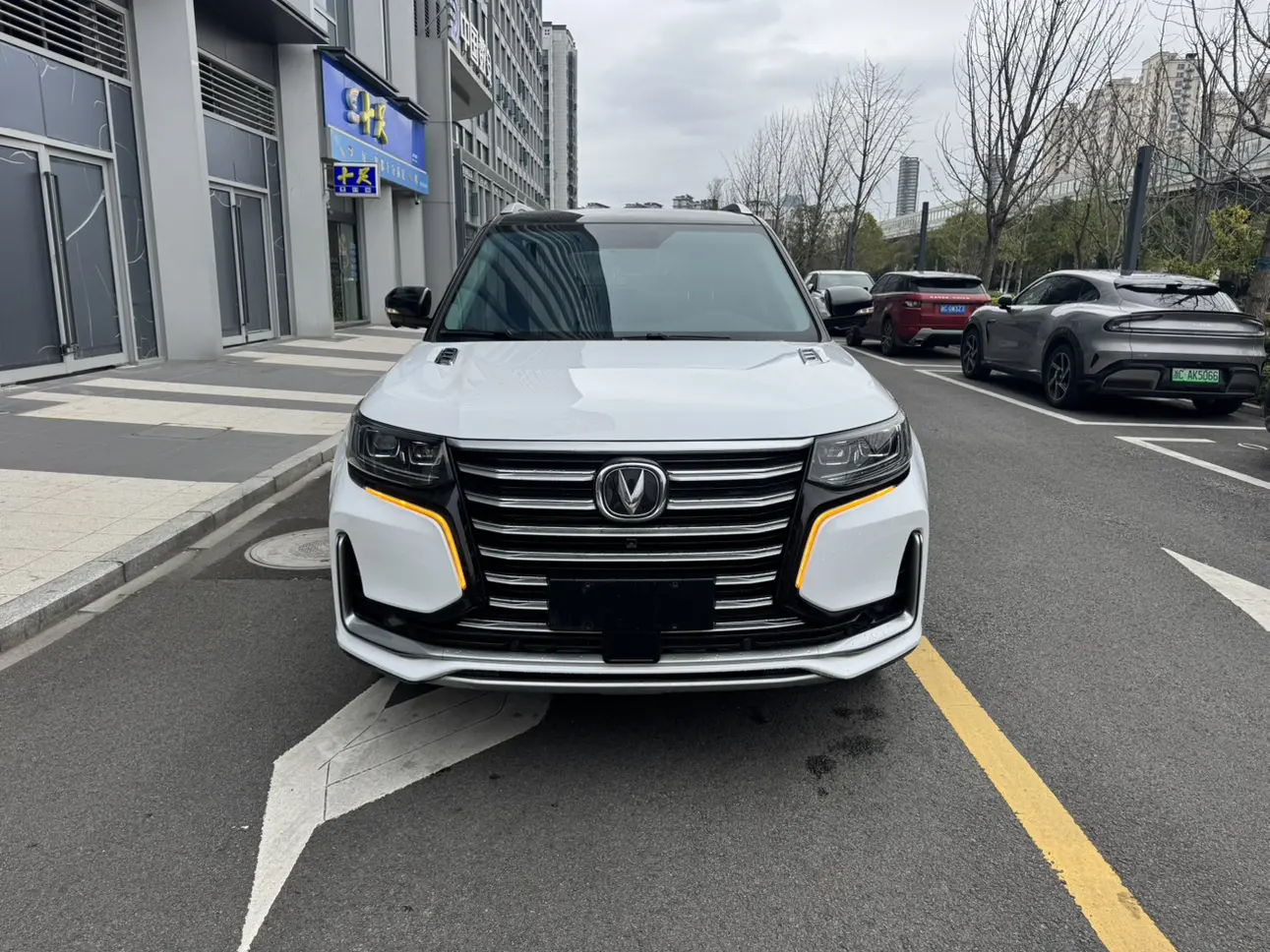 Changan CS95  из Китая