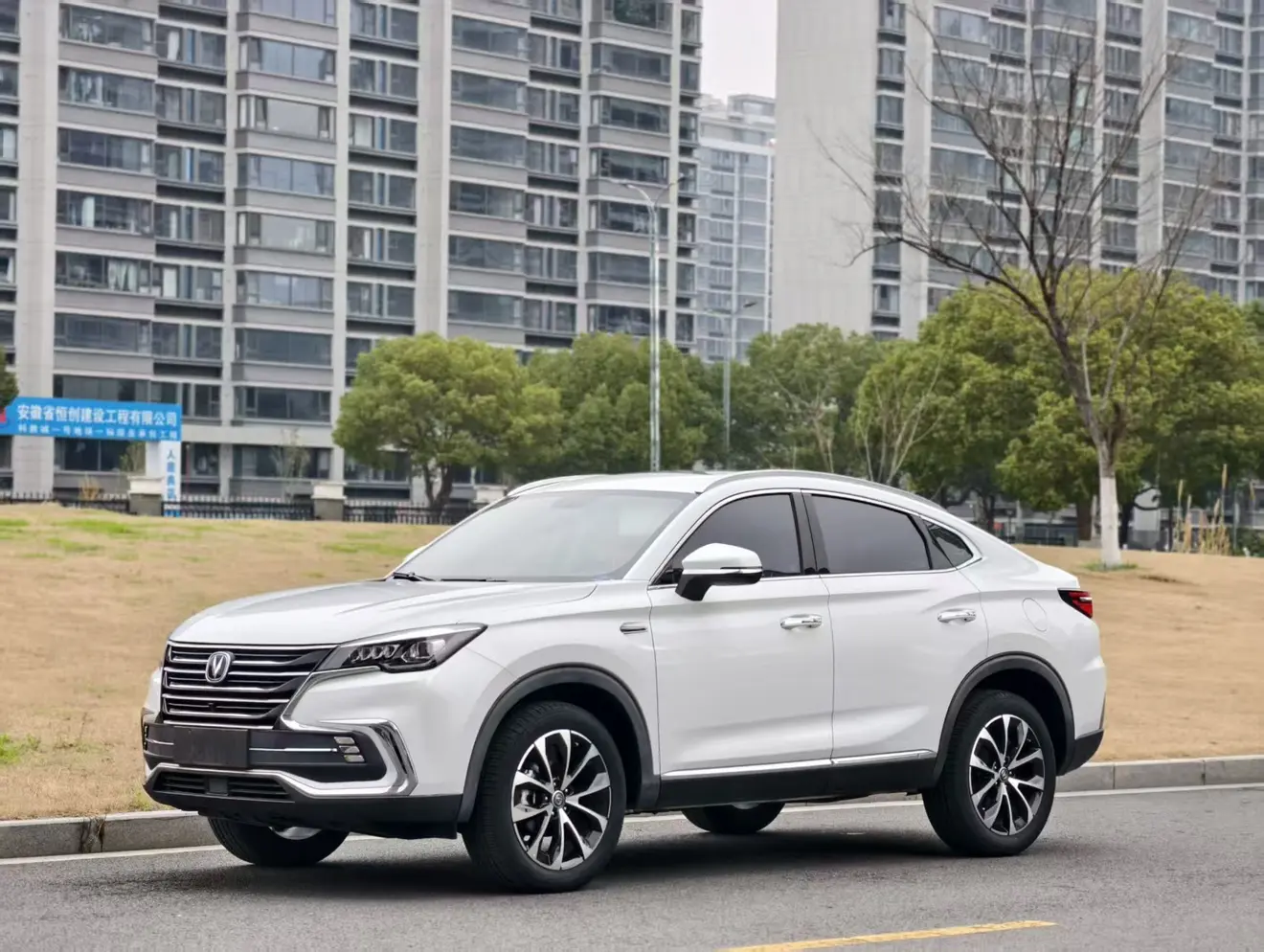 Changan CS85 COUPE  из Китая