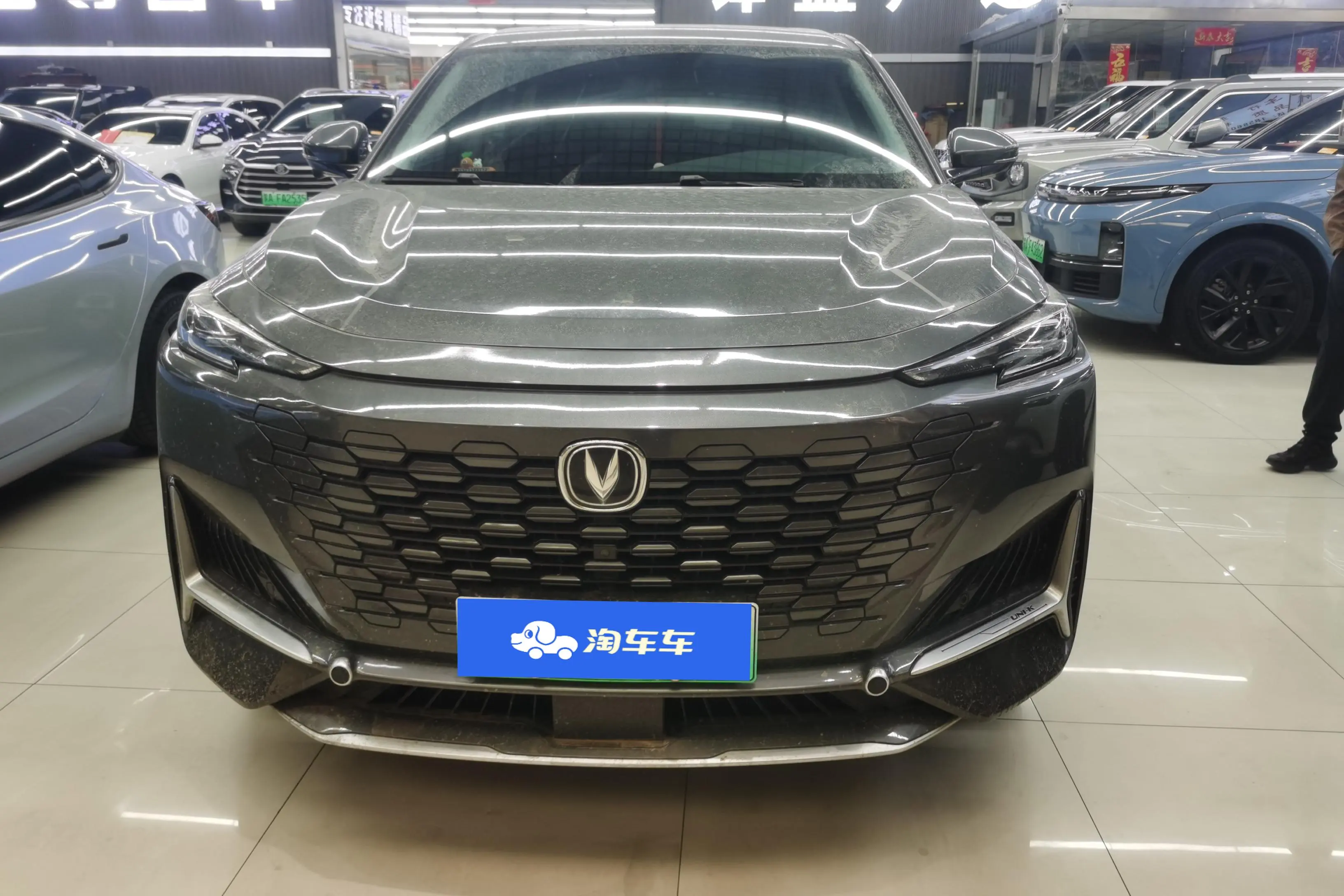 Changan UNI-K  из Китая