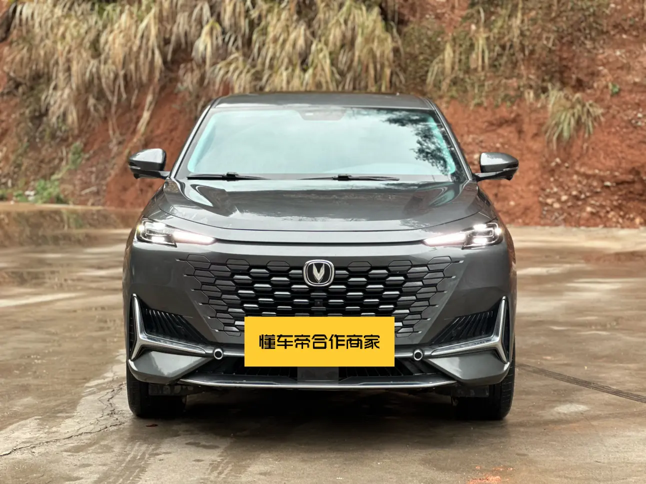 Changan UNI-K  из Китая