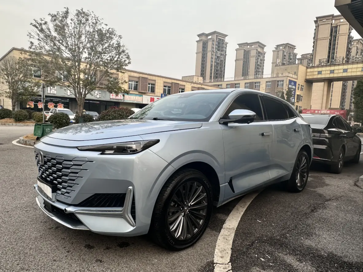 Changan UNI-K  из Китая