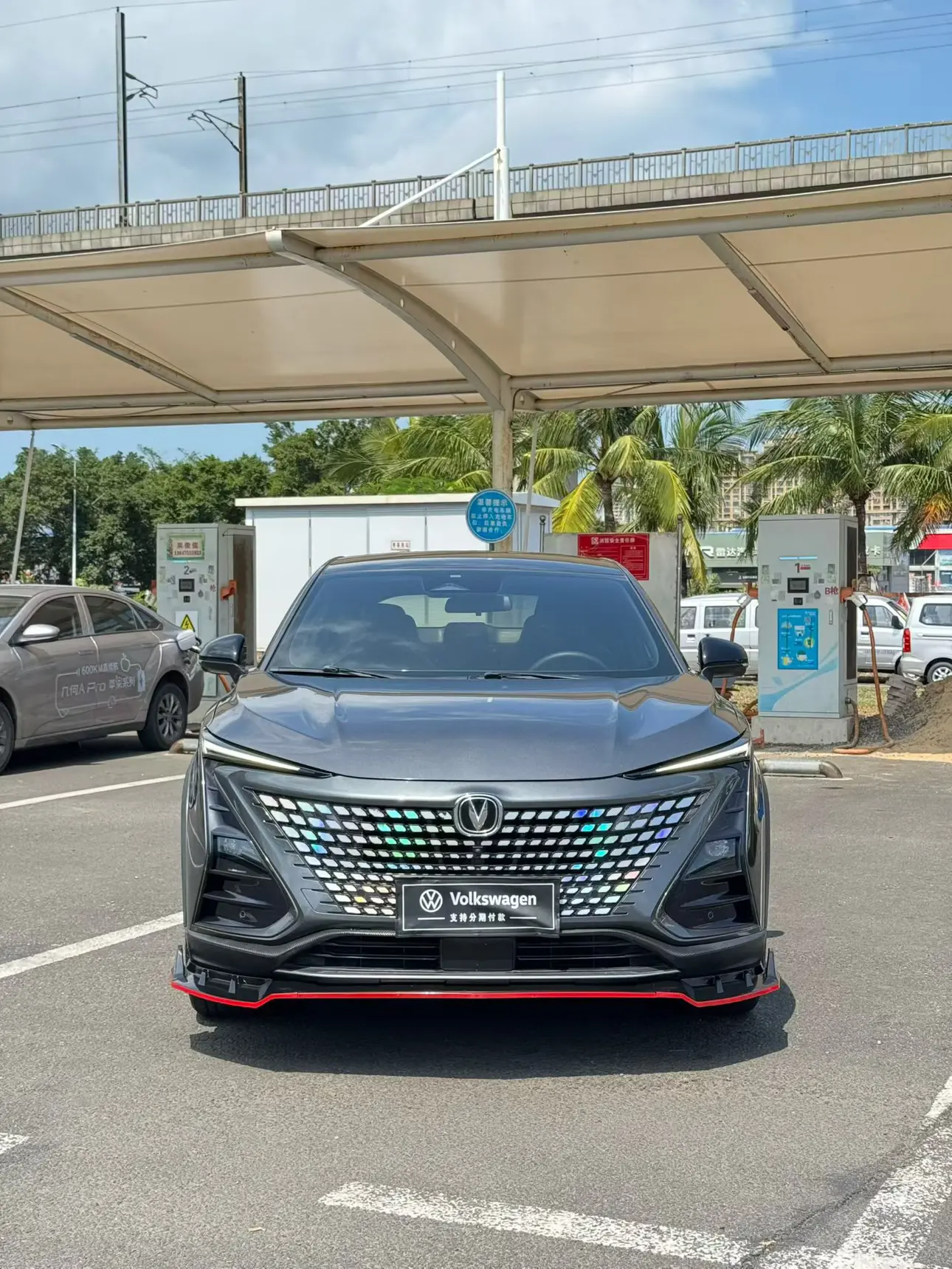 Changan UNI-T  из Китая