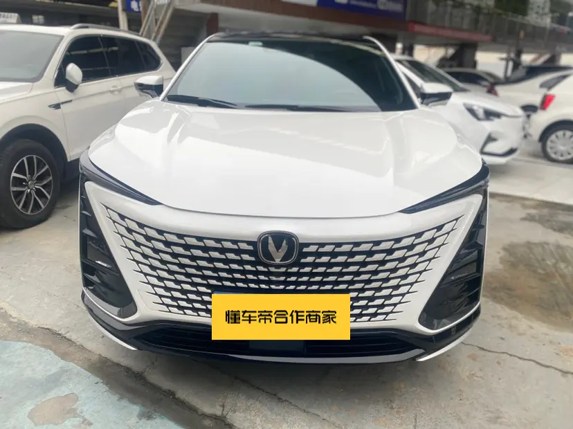 Changan UNI-T  из Китая