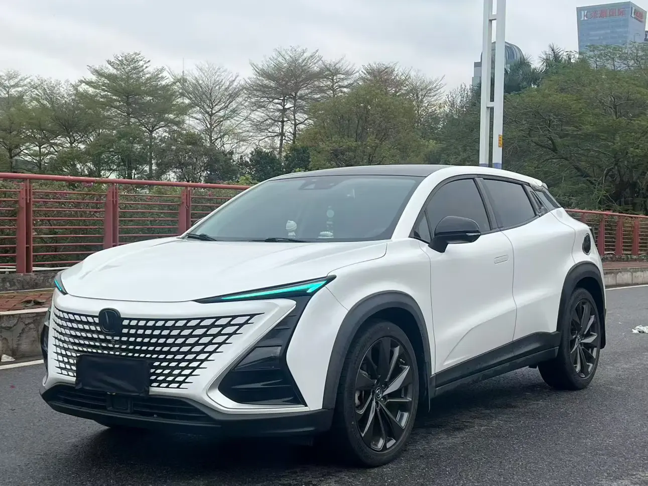 Changan UNI-T  из Китая