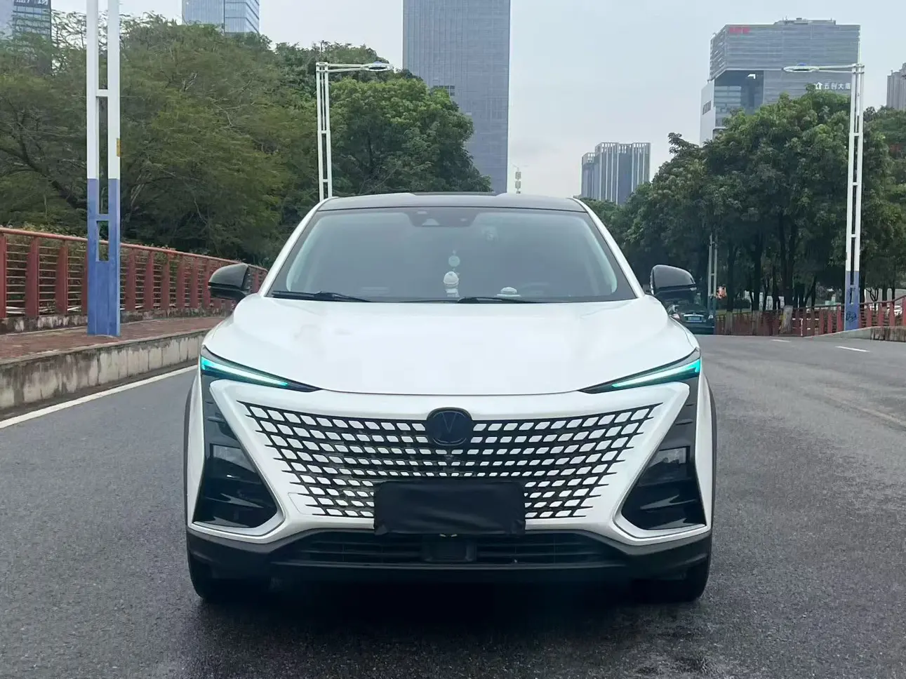 Changan UNI-T  из Китая