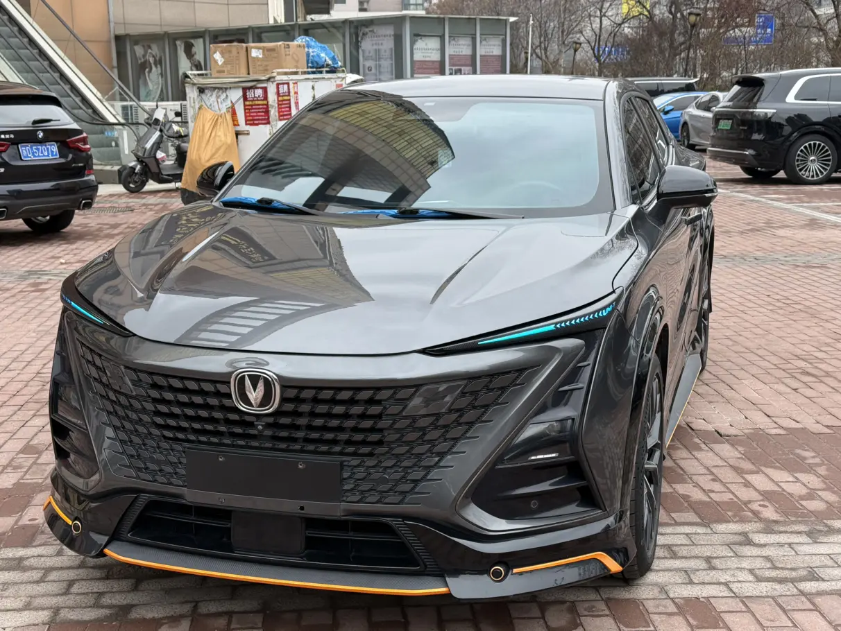 Changan UNI-T  из Китая