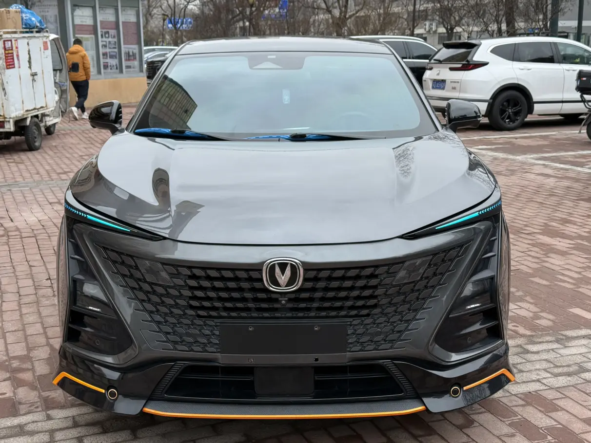 Changan UNI-T  из Китая