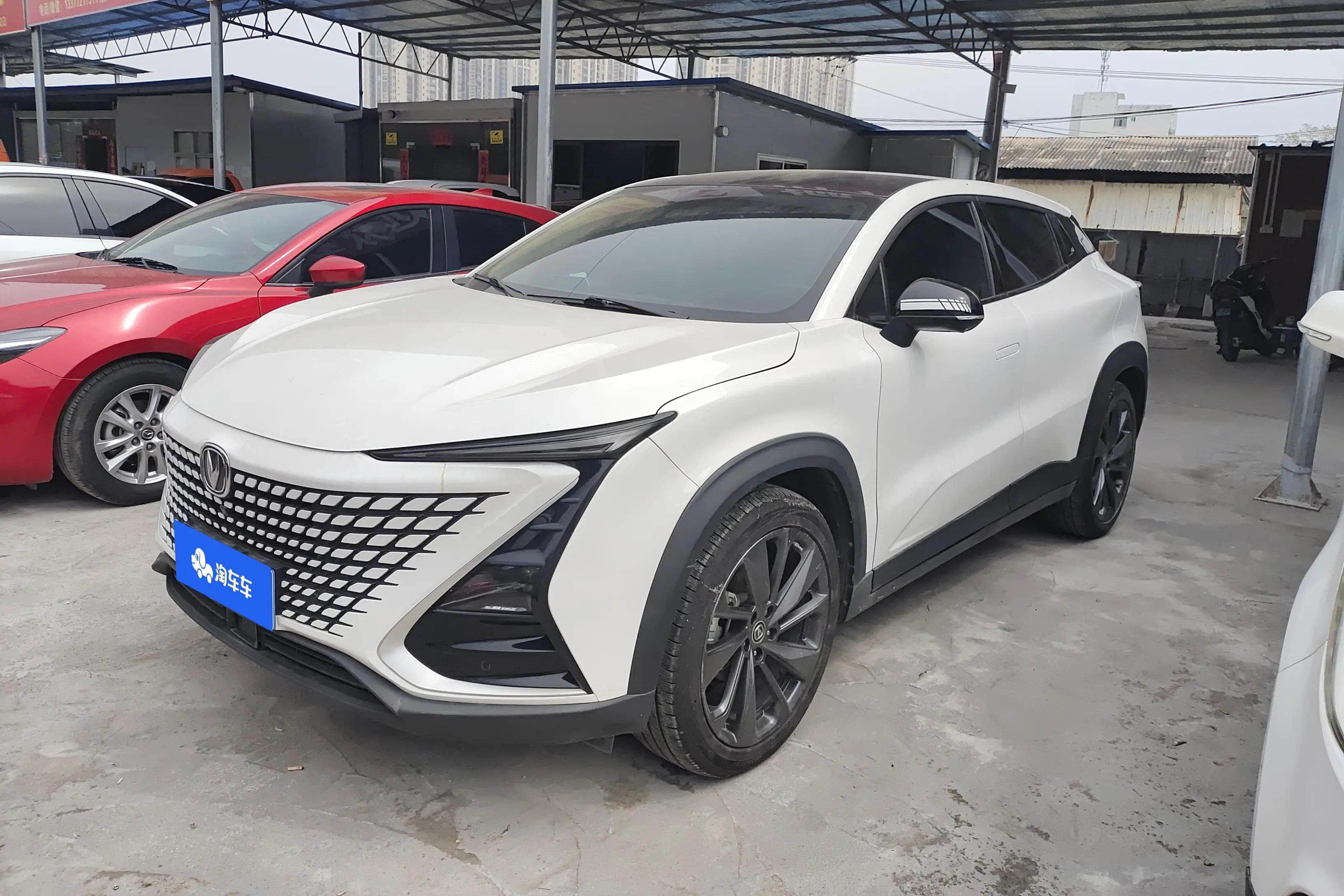 Changan UNI-T  из Китая