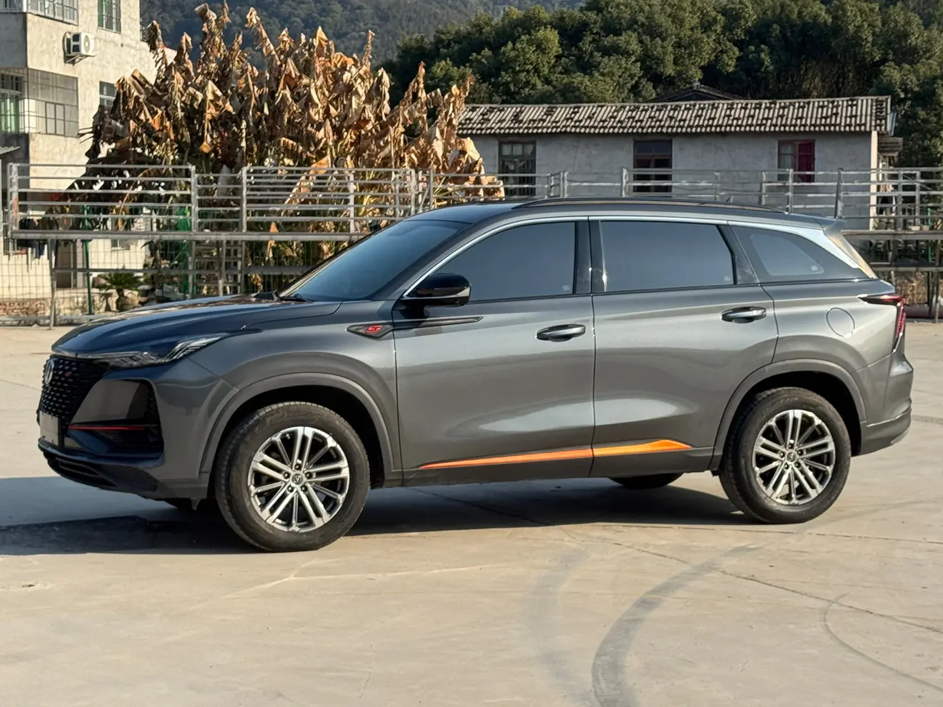 Changan CS75 PLUS  из Китая