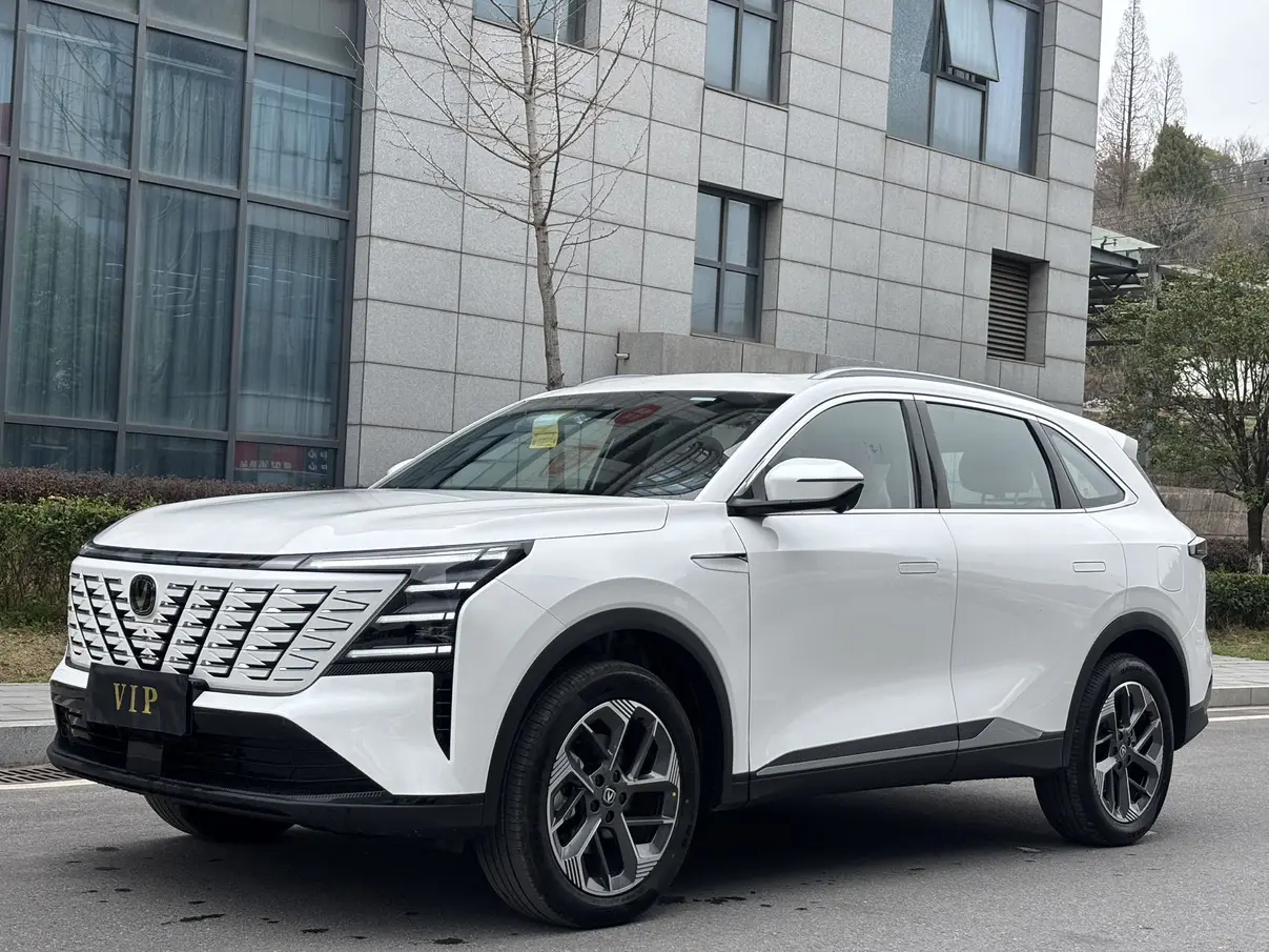 Changan CS75 PLUS  из Китая