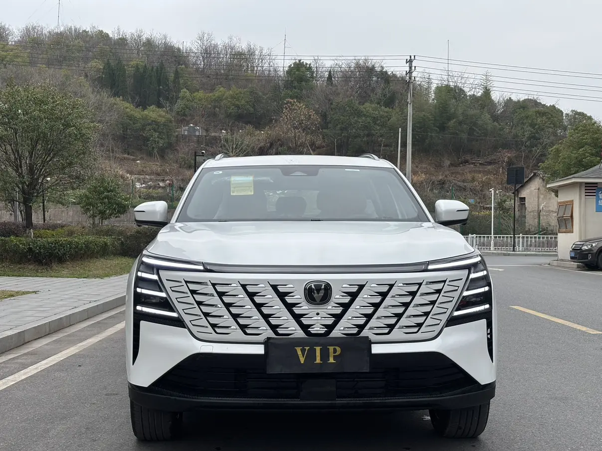 Changan CS75 PLUS  из Китая