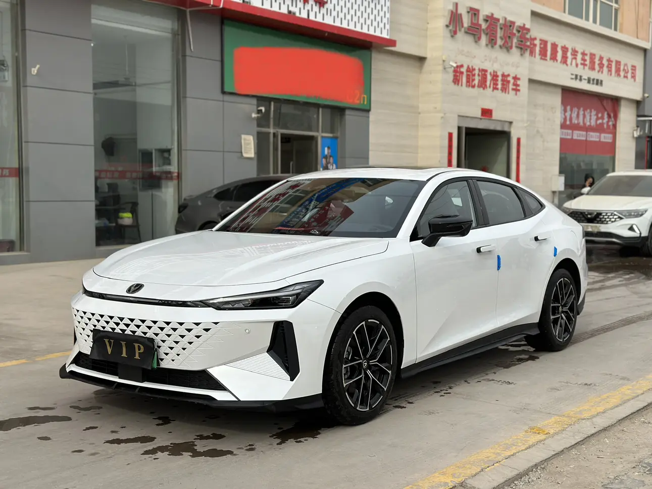 Changan UNI-V  из Китая
