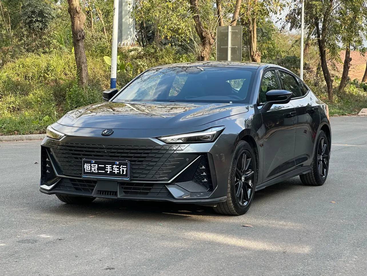 Changan UNI-V  из Китая