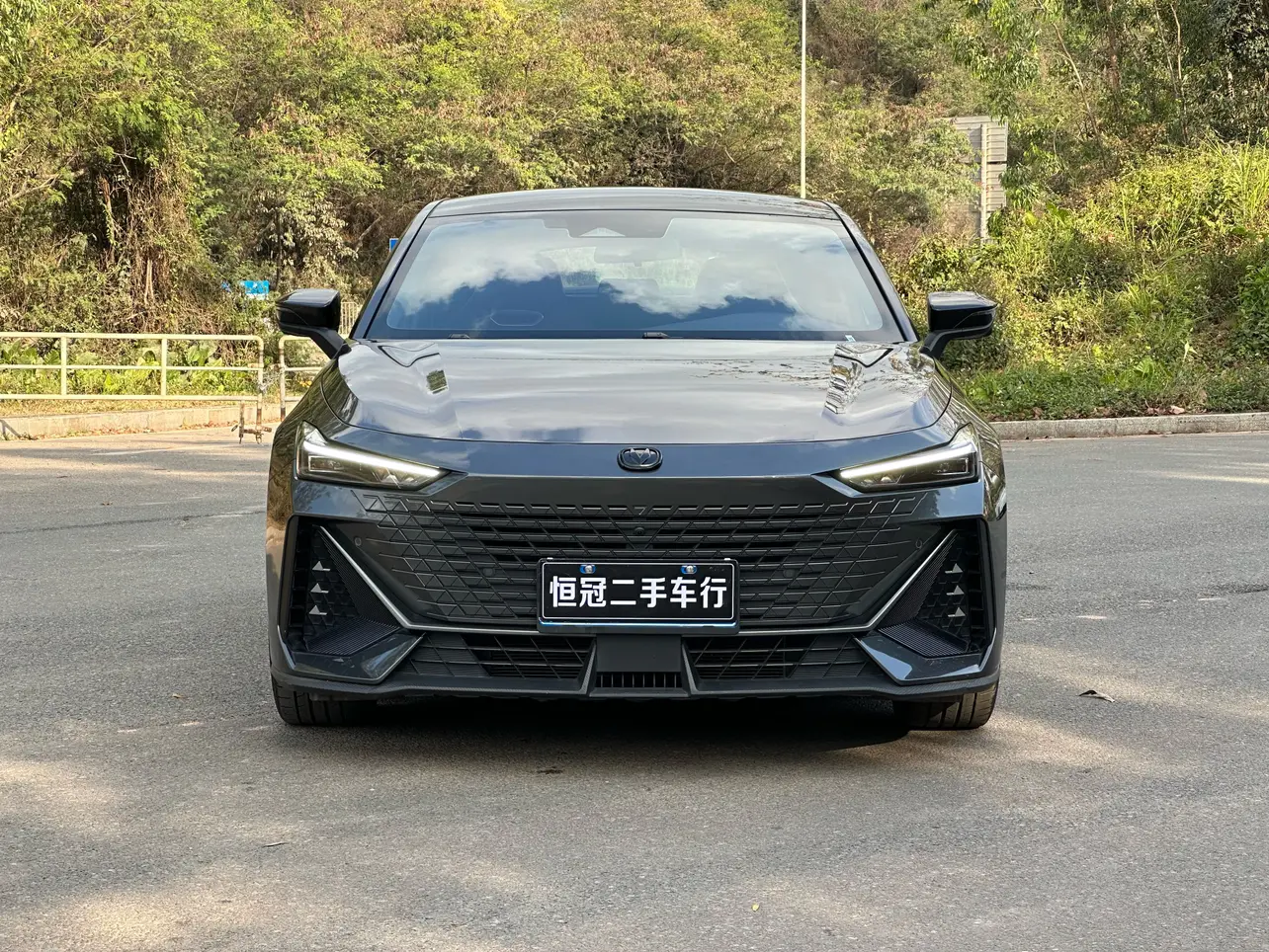 Changan UNI-V  из Китая