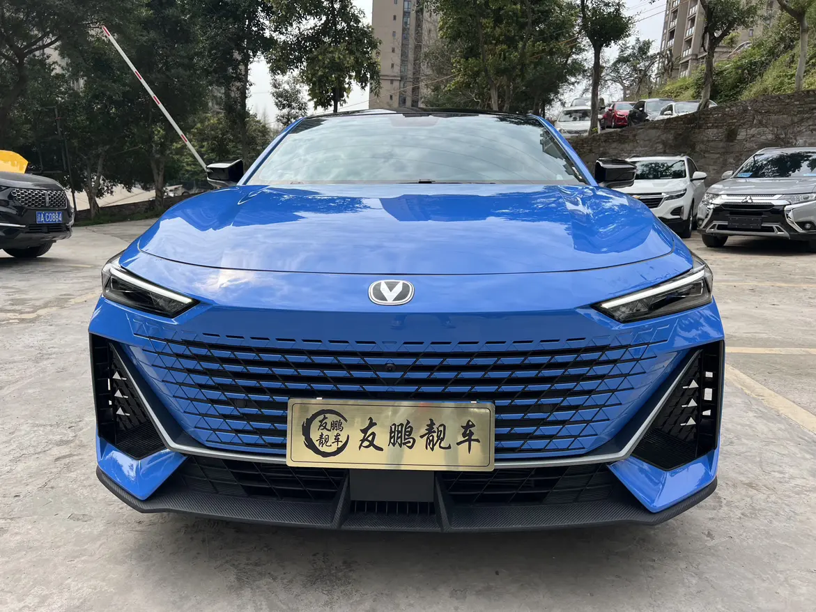 Changan UNI-V  из Китая