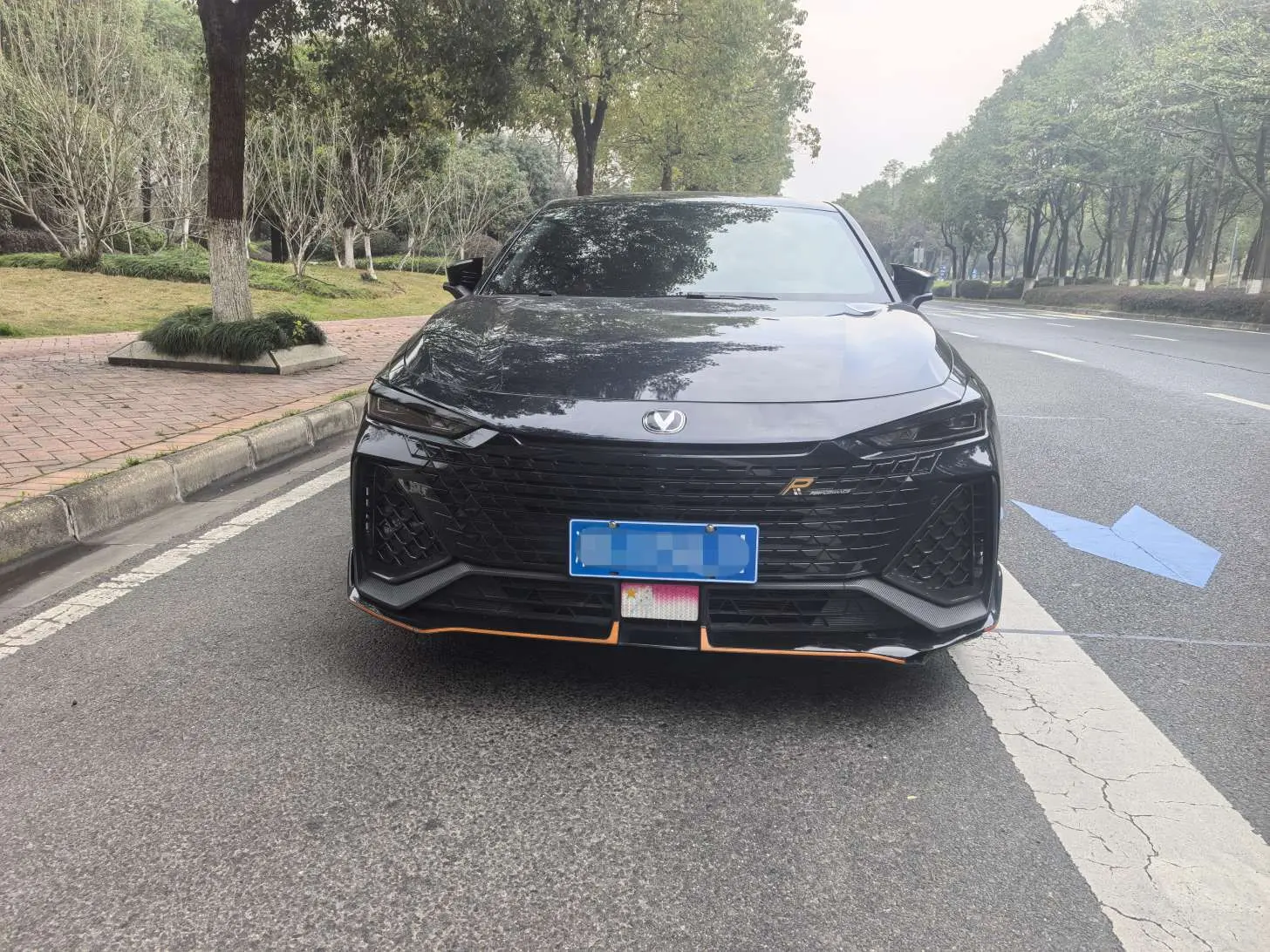 Changan UNI-V  из Китая