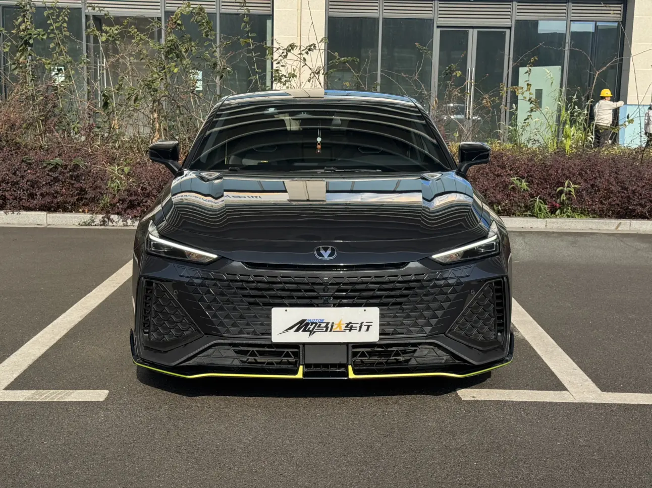 Changan UNI-V  из Китая