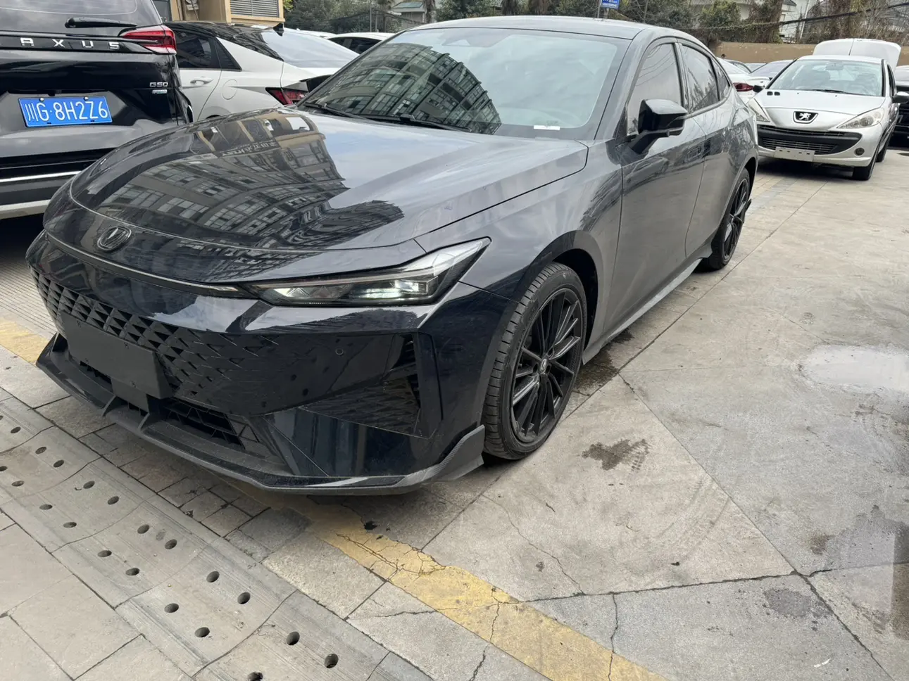 Changan UNI-V  из Китая